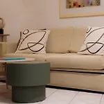 Zampeli Apartment